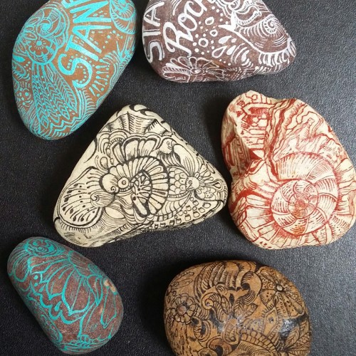 Doodling on Stones