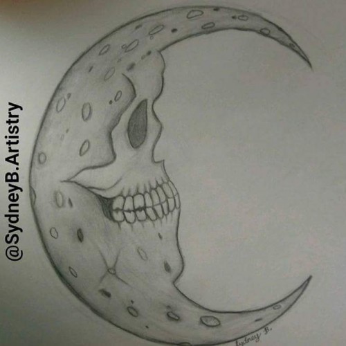 A Skull Morphing into the Moon