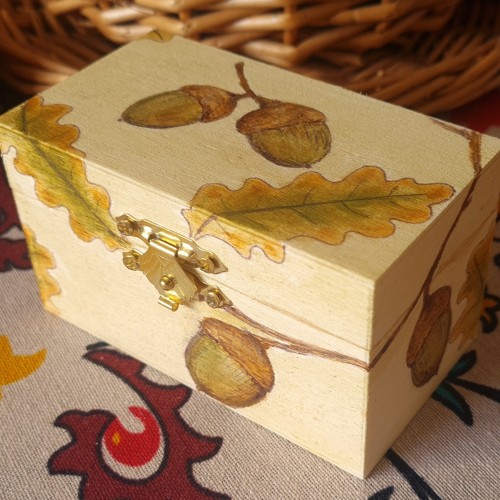 Oak Fruit box