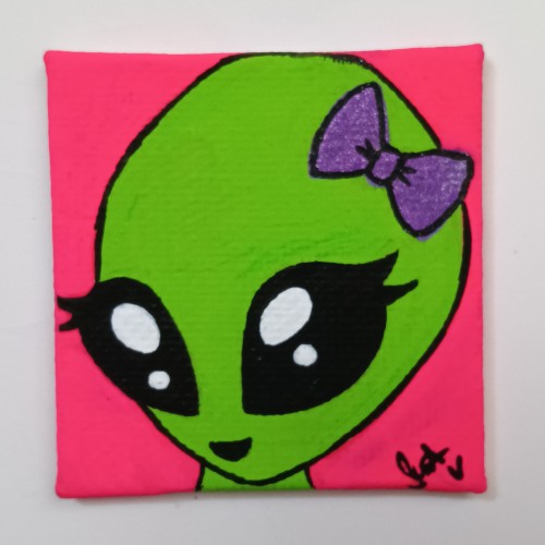 Girlie Alien